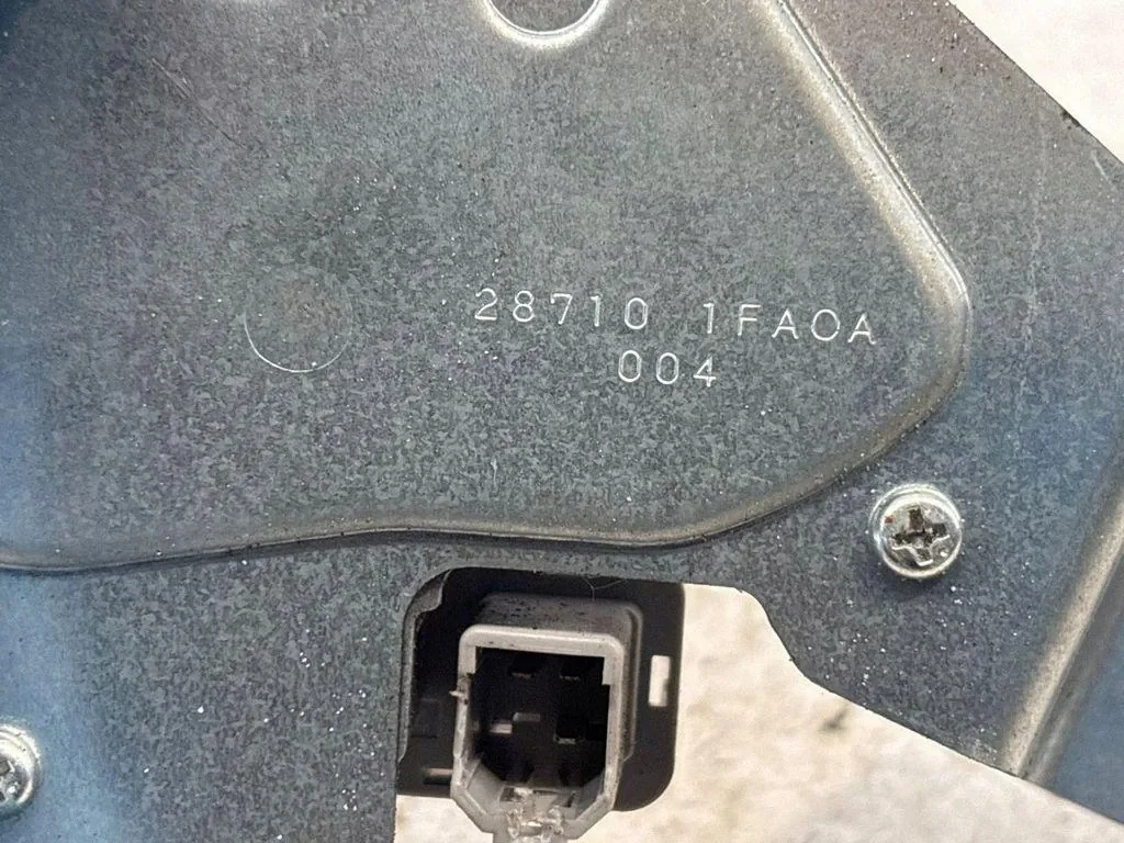 Nissan Leaf I 1 Heckwischer Motor 287101FA0A image 3