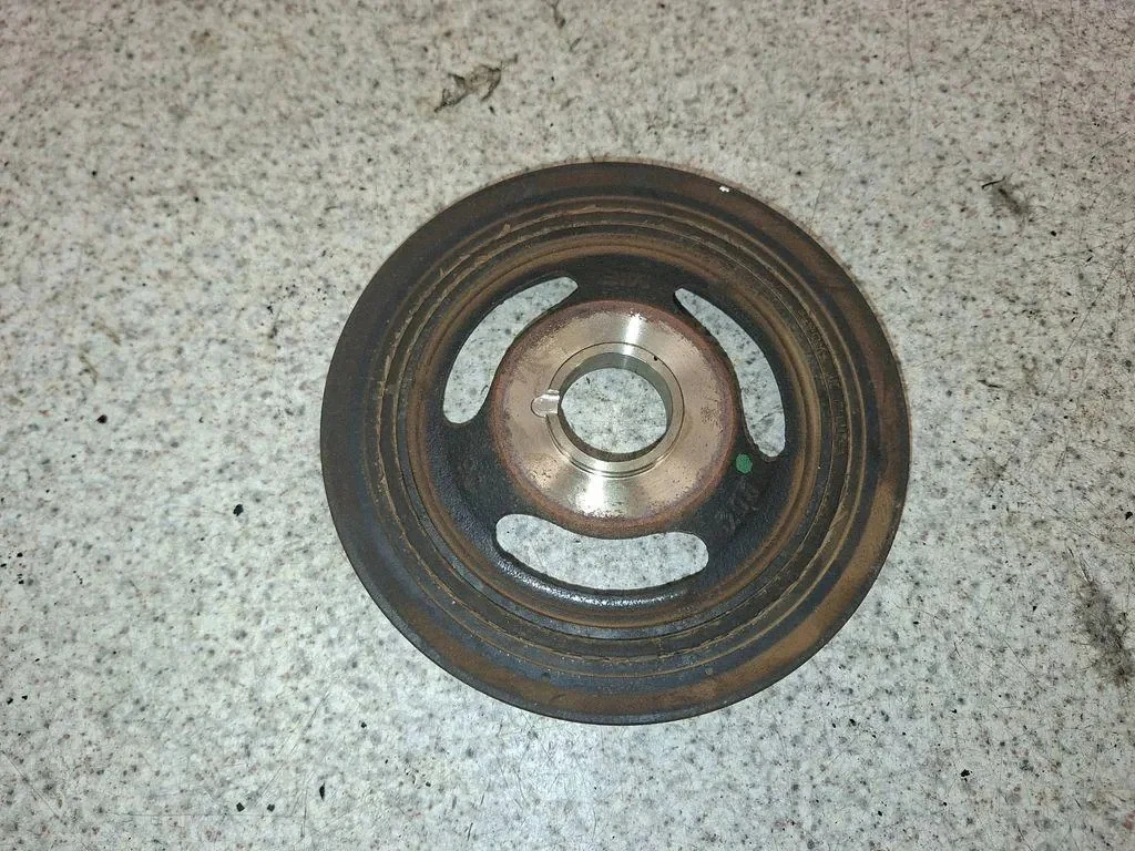 Hihnapyörä Ford Peugeot 1.6 E-HDI 9654861080