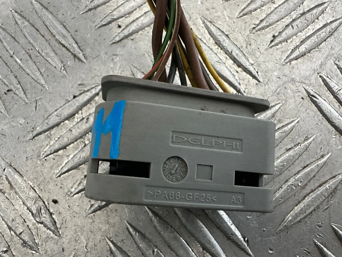 Mercedes W212 Scheinwerfer Stecker 11Pin A0525455626 image 5