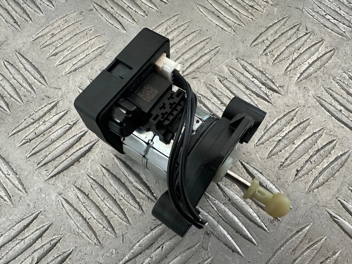 Moteur réglage phare Mercedes W207 W212