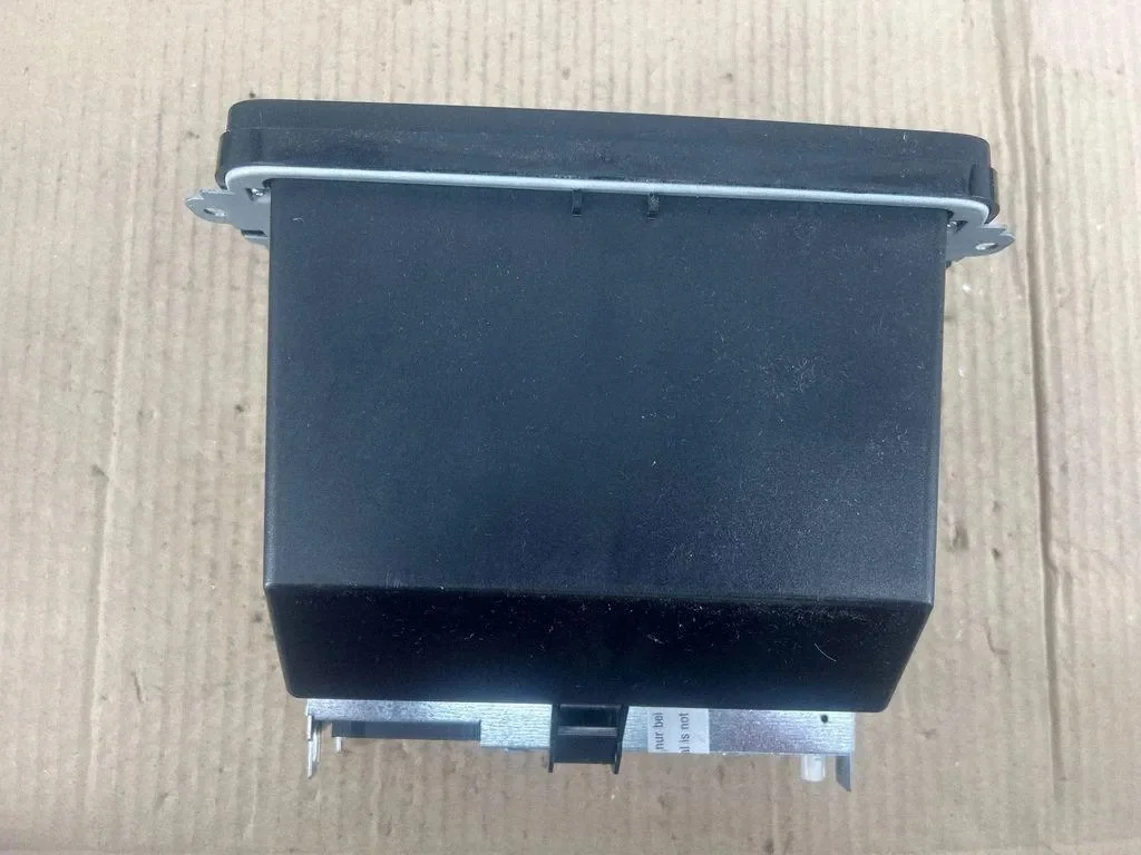 Radio Vw Volkswagen Jetta 5K0035156 image 3