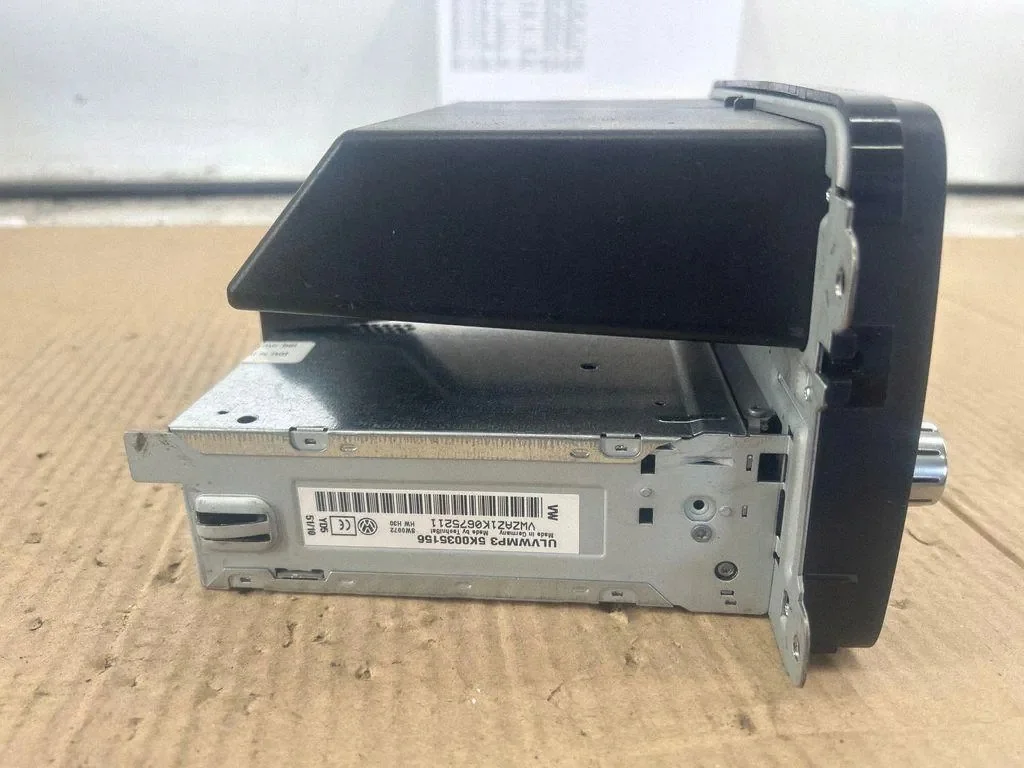 Radio Vw Volkswagen Jetta 5K0035156 image 5