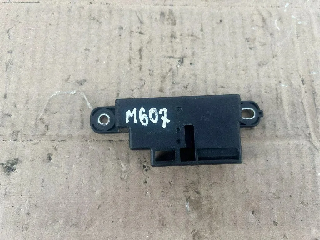 Honda CRV IV Antennförstärkare 38387-SLE-003