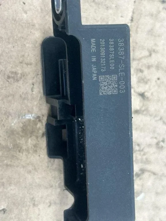Honda CRV IV Antenne Verstärker Modul 38387-SLE-003 image 4