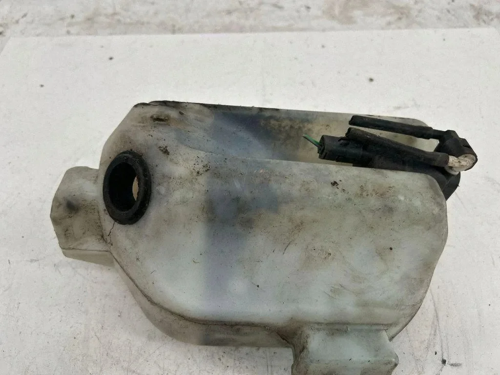 Scheibenwaschanlage Behälter Renault Kangoo II image 5