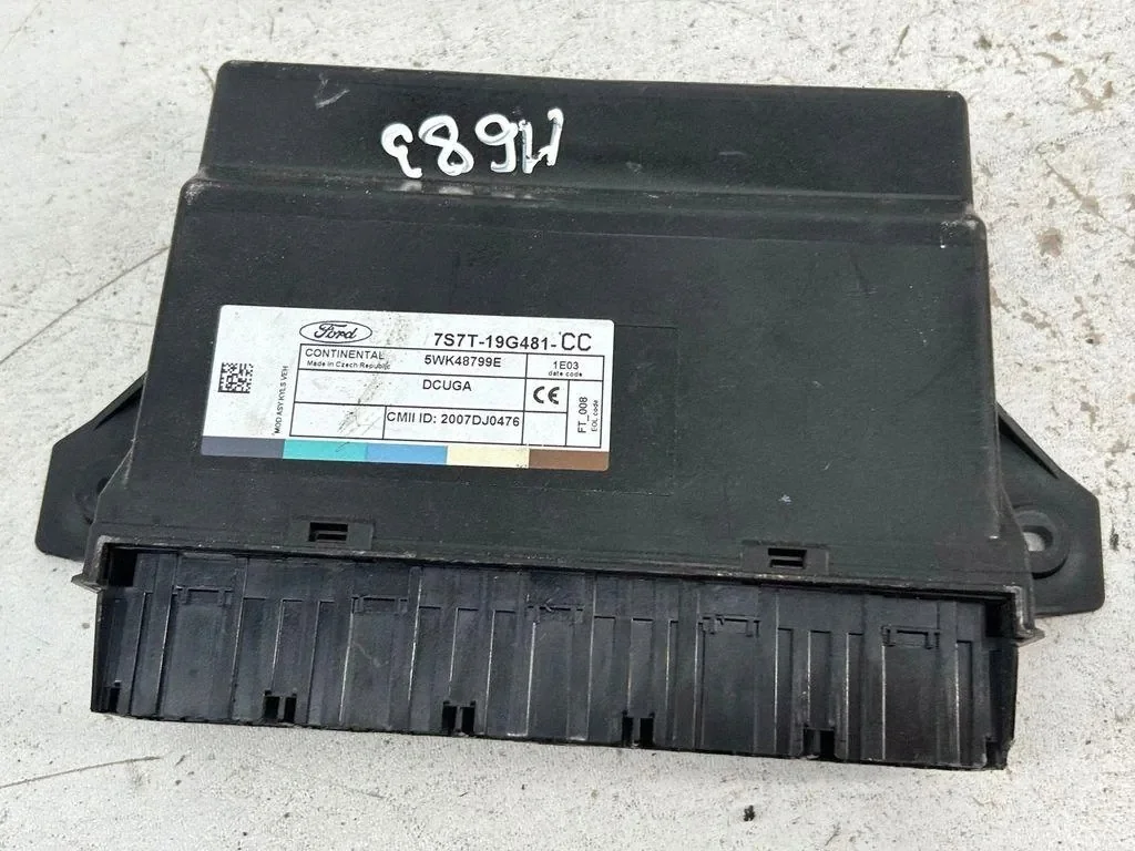 2011 Ford Galaxy Central Lock Module 7S7T19G481CC