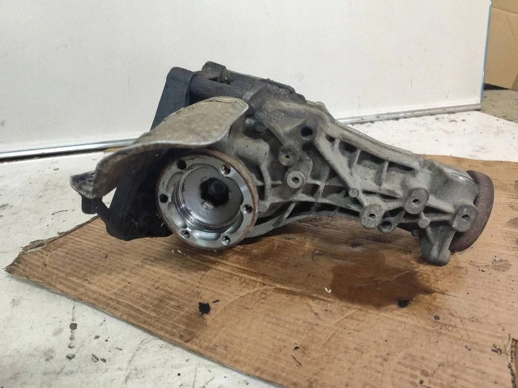 Bakre differential AUDI Q5 (8R) 3.2L image 3