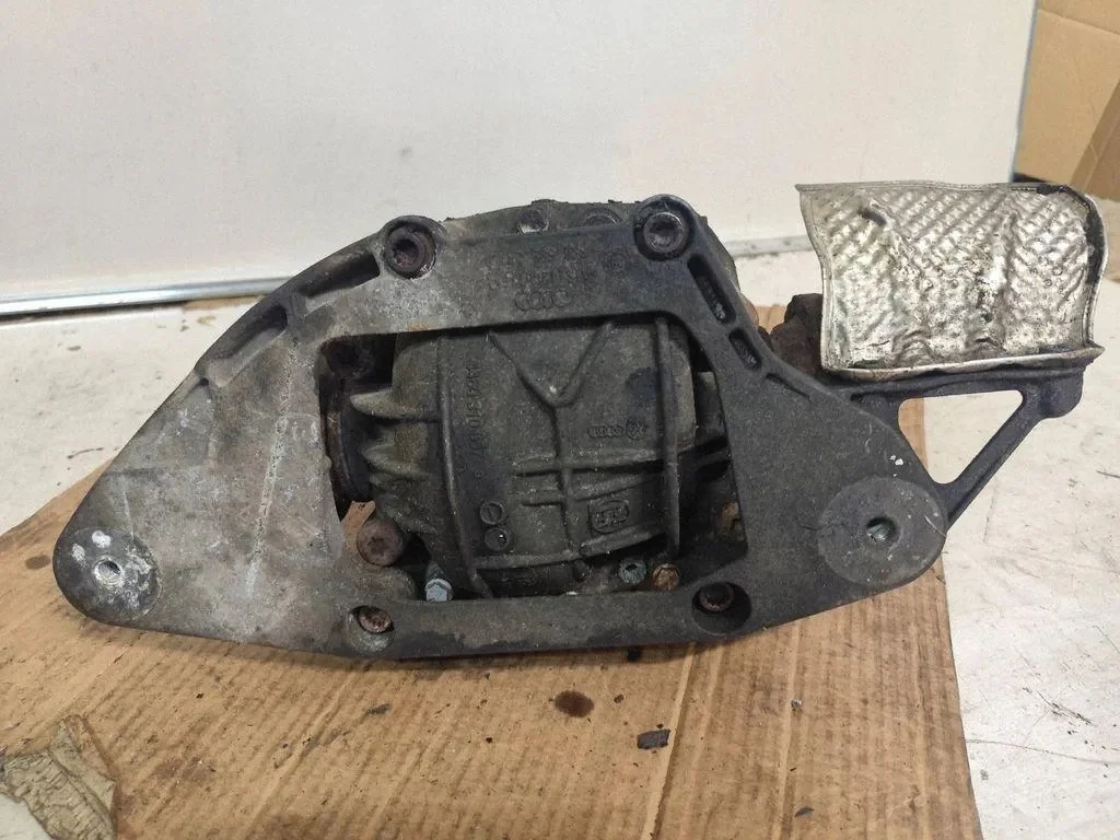 Bakre differential AUDI Q5 (8R) 3.2L image 4