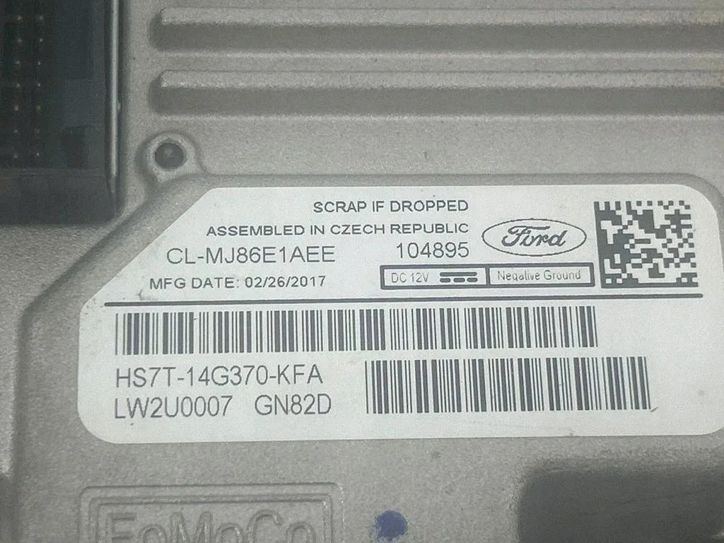 Ford Mondeo V Näyttö HS7T14G370KFA Käytetty image 3