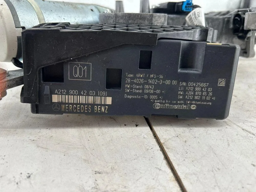 Module commande hayon MERCEDES W204 W212 image 6