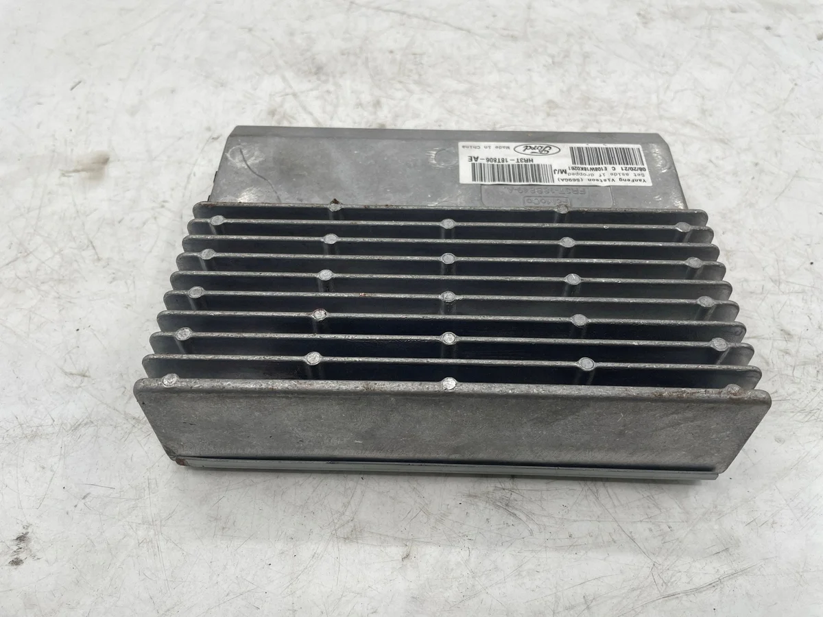 Amplificador Ford Mustang VI 2.3 2021 HR3T18T806AE image 3