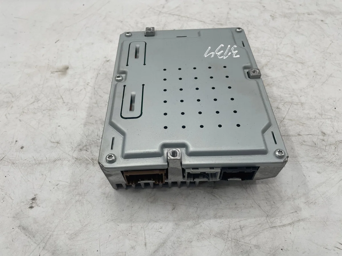 Amplificador Ford Mustang VI 2.3 2021 HR3T18T806AE image 6