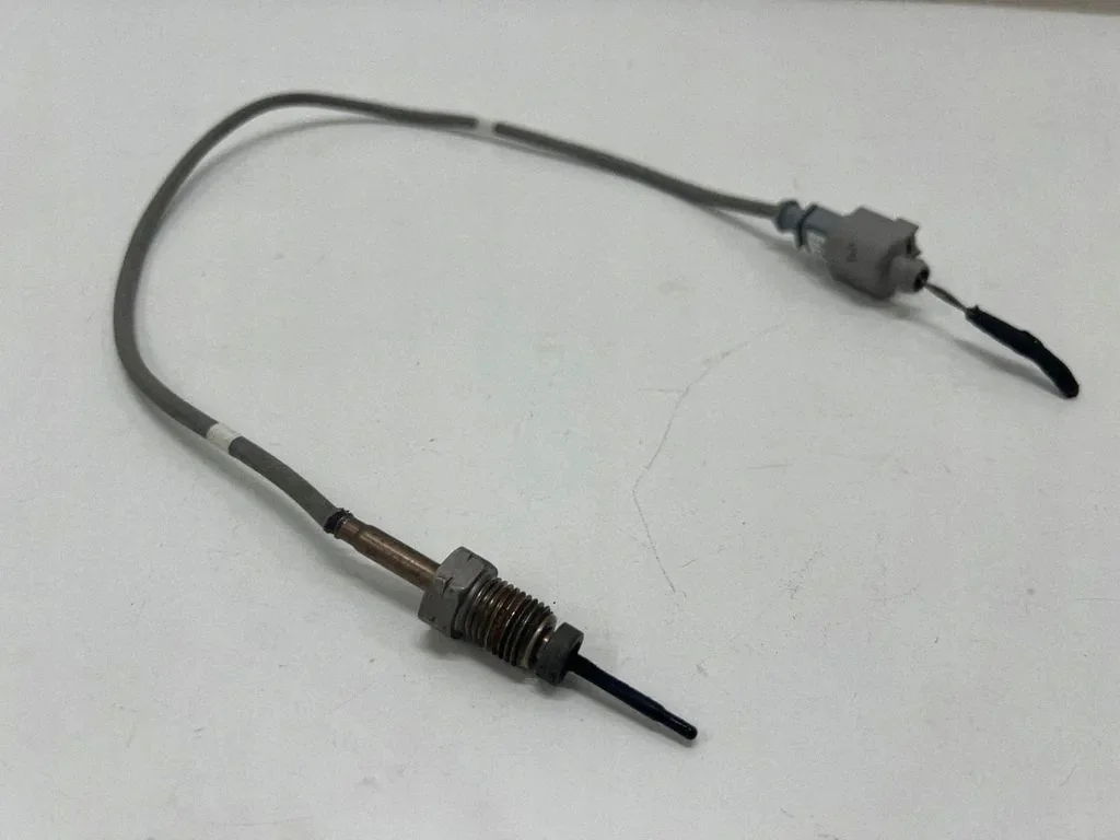 Capteur température gaz échappement Audi 05L906088BR