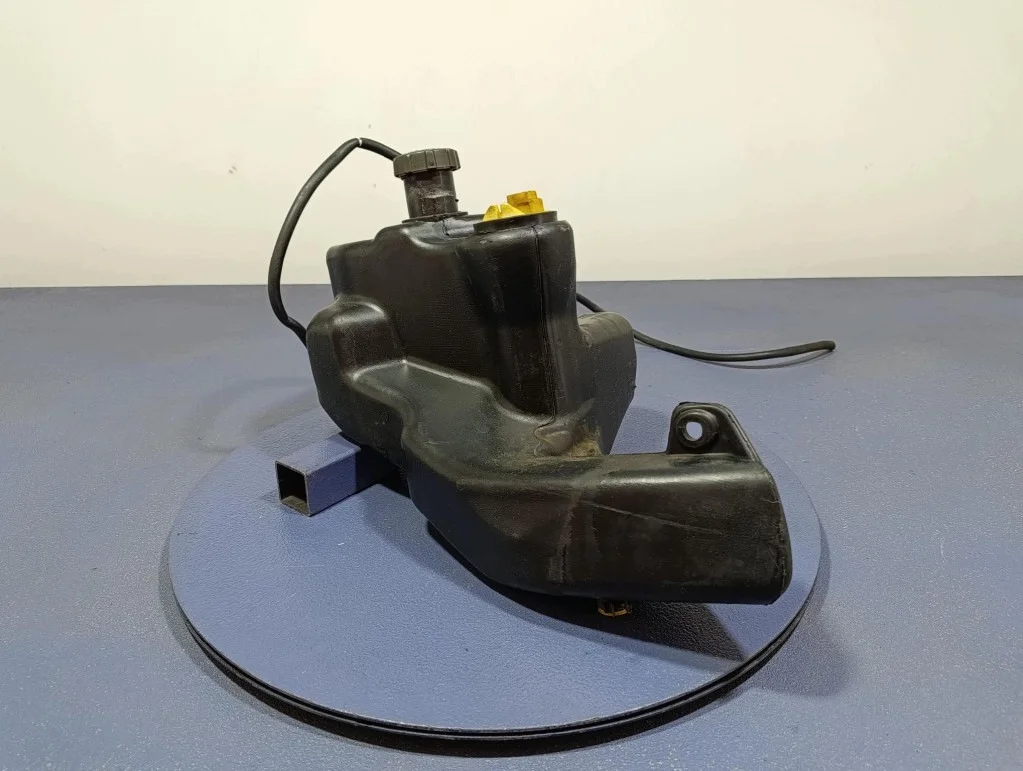 Piaggio Fly 125 04-17 Brandstoftank