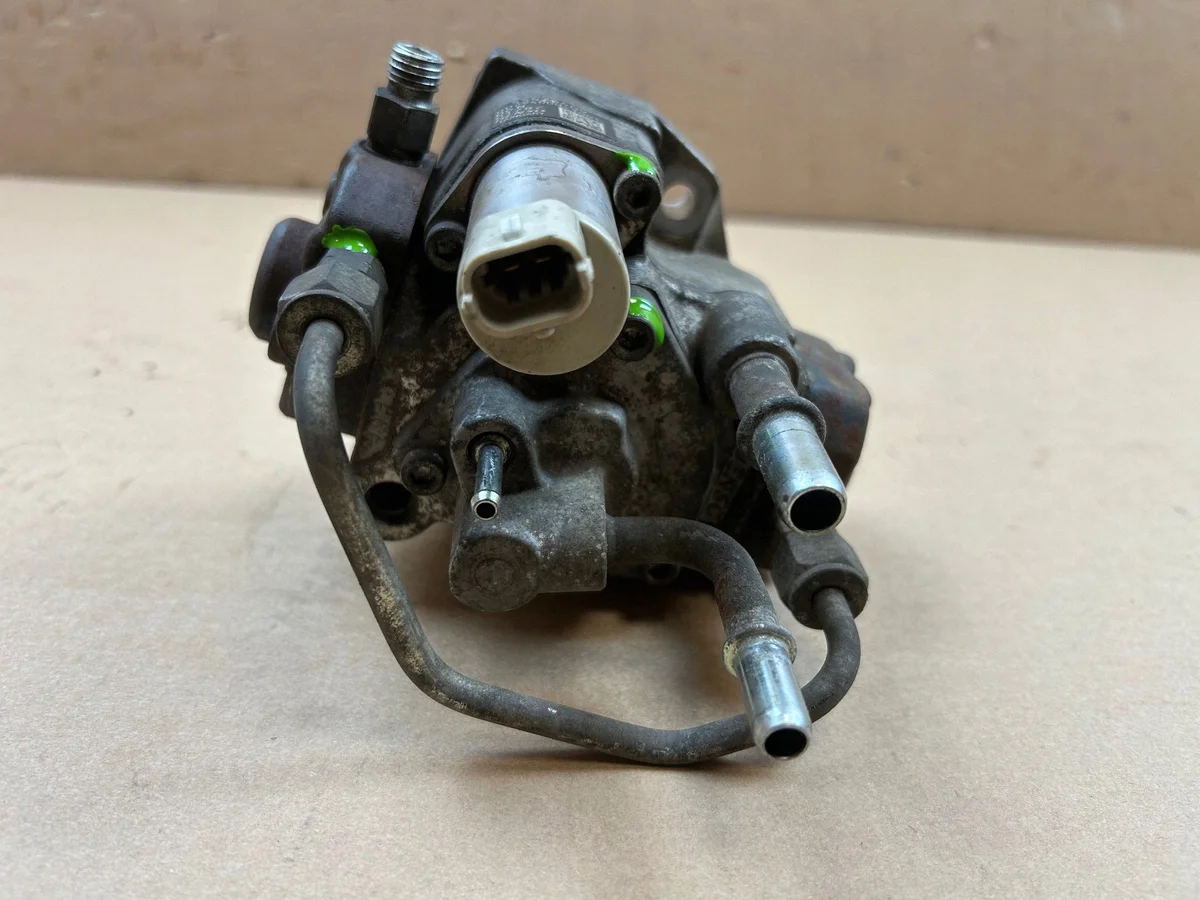 Opel polttoainepumppu 55575409 Käytetty image 7