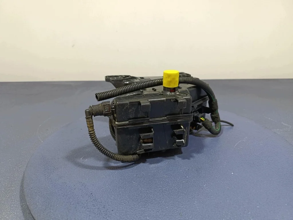 Citroen C4 Picasso II 1.6 HDI FAP Tank thumbnail 3