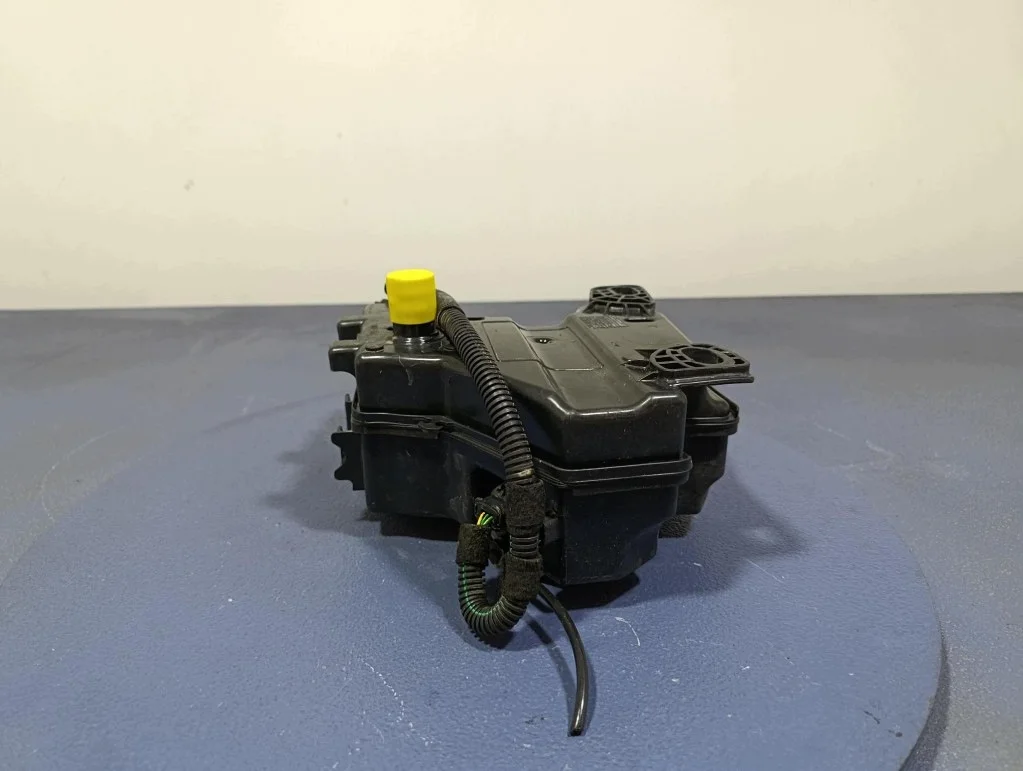 Citroen C4 Picasso II 1.6 HDI FAP Tank thumbnail 4
