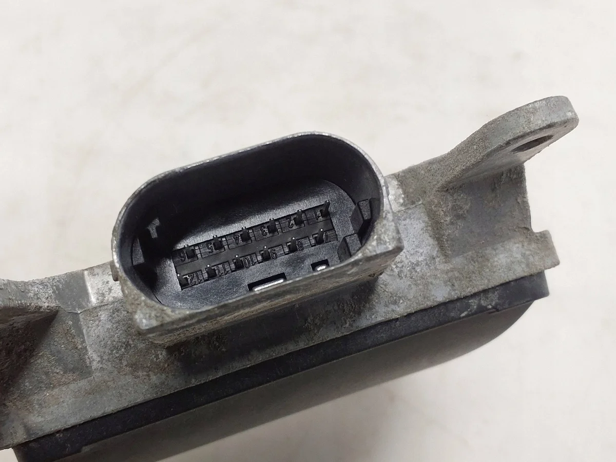 BMW X5 F15 Totwinkelmodul BSM 6873290 image 3
