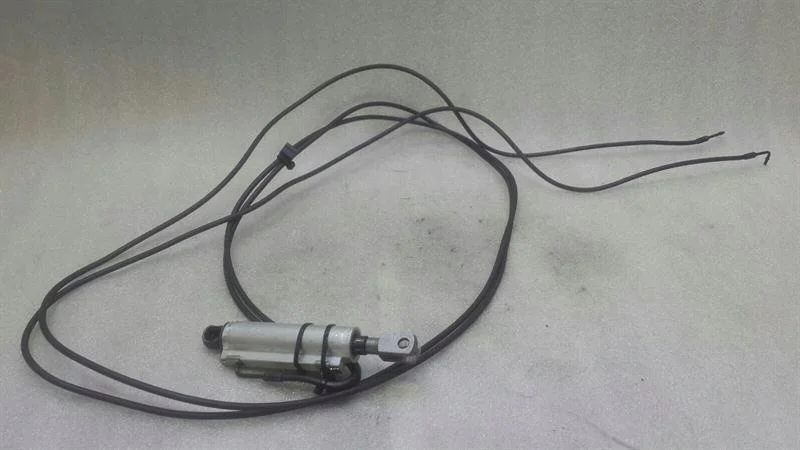 Mercedes-Benz A2178003100 image 4