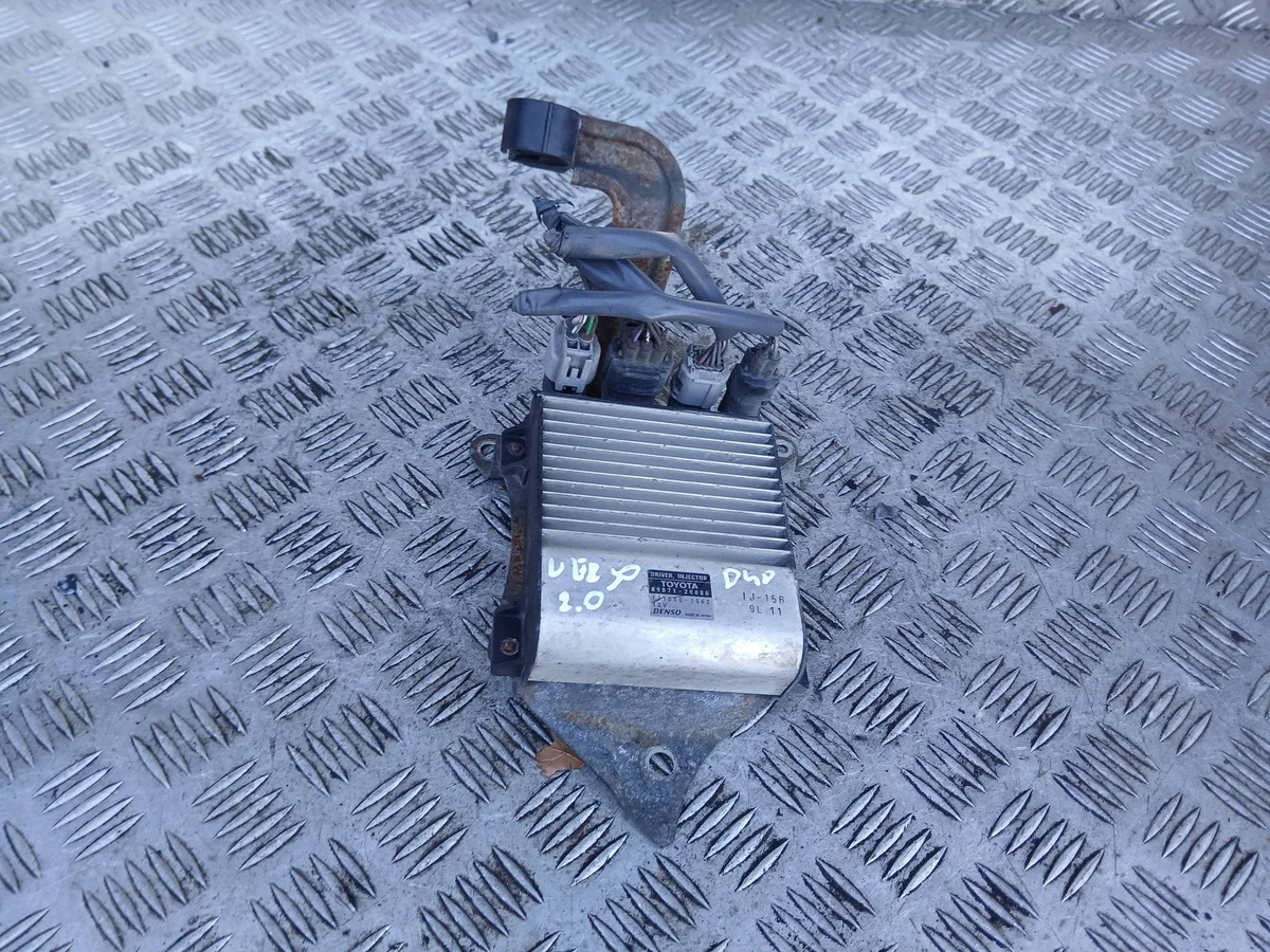 Toyota Verso Injection Control Module 8987120080