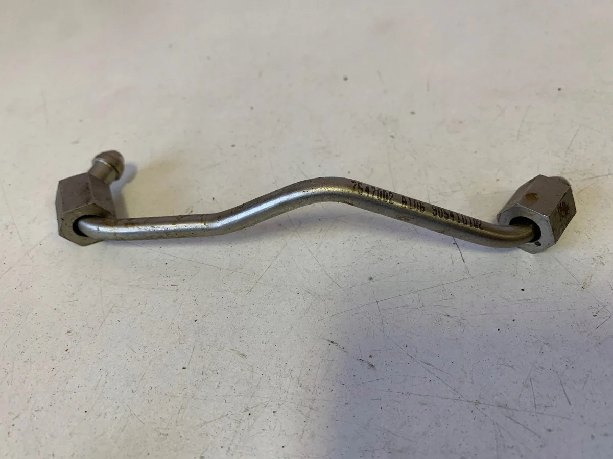 BMW 5 F10 F11 Einspritzdüsen-Leitung 7536565 image 3