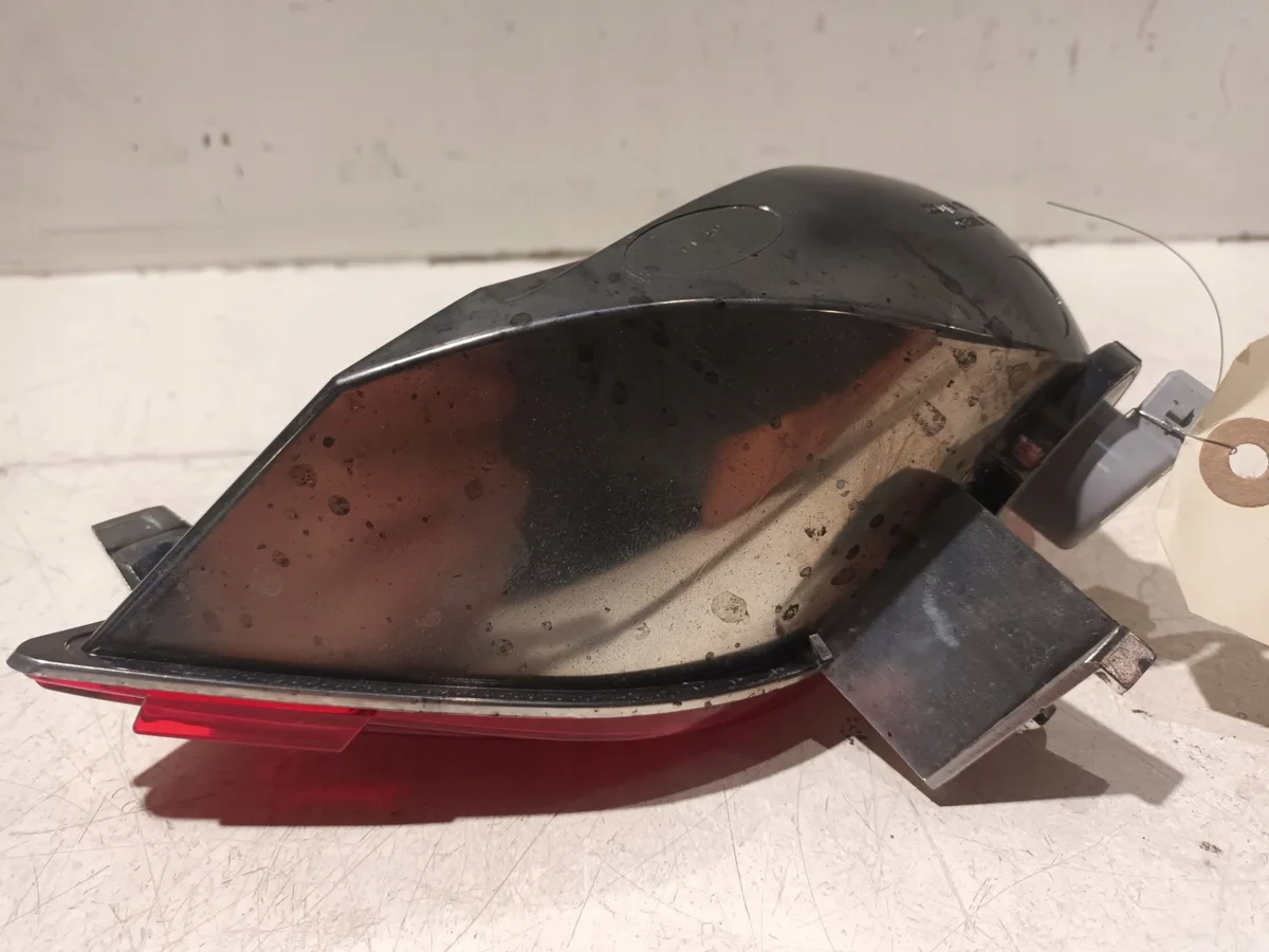 Dacia Nebelschlussleuchte 265854470R image 3