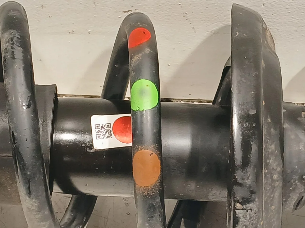 Stoßdämpfer vorne Renault Trafic III 543025946R Original OE thumbnail 1