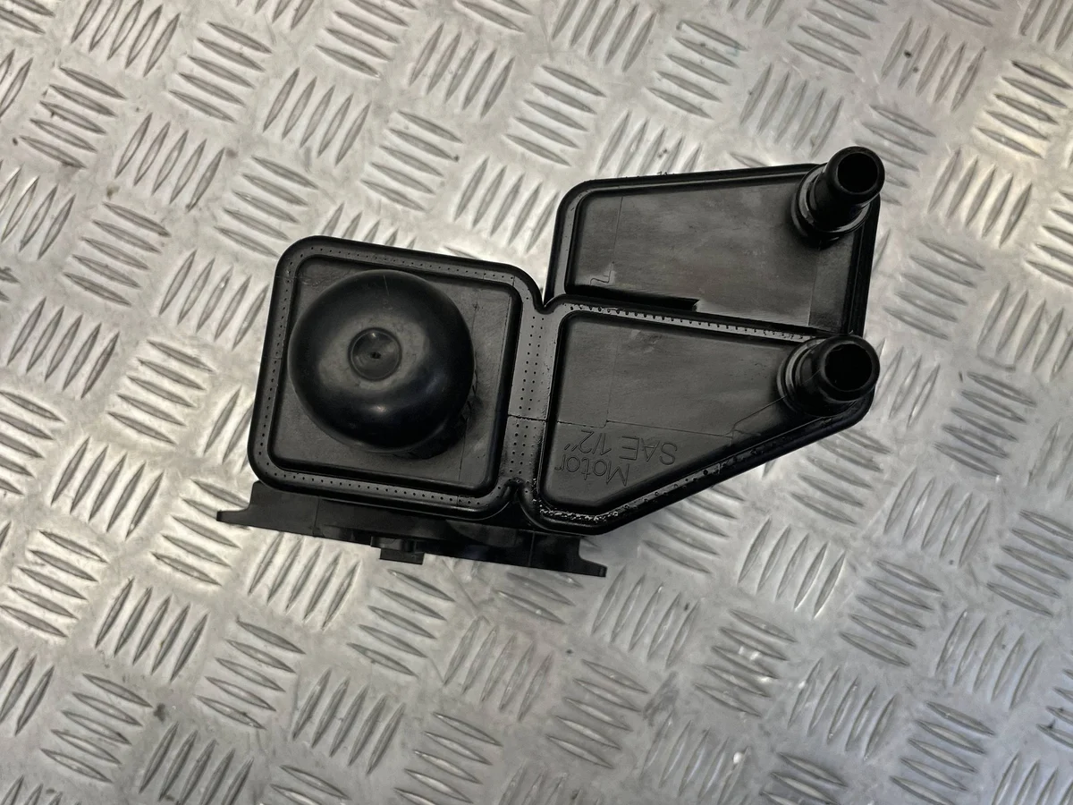 Mercedes A0004703300 Koolstoffilter thumbnail 9
