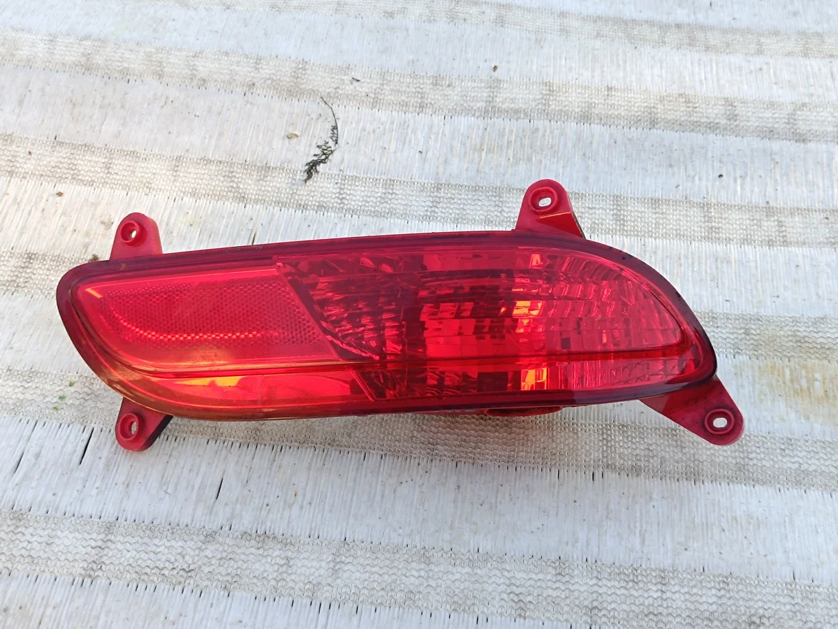 Kia Rio III Reflektor Prawy Tyl 92406-1W2