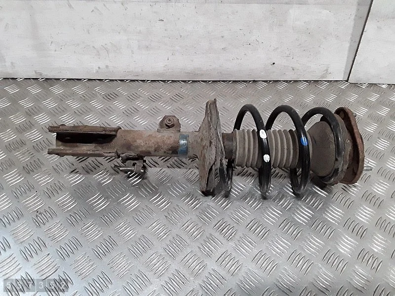 Amortisseur Toyota Avensis T250 4860905040