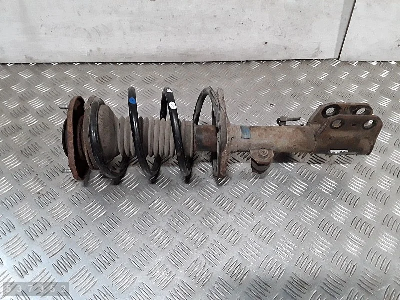 Toyota Avensis T250 schokdemper 4860905040 image 3