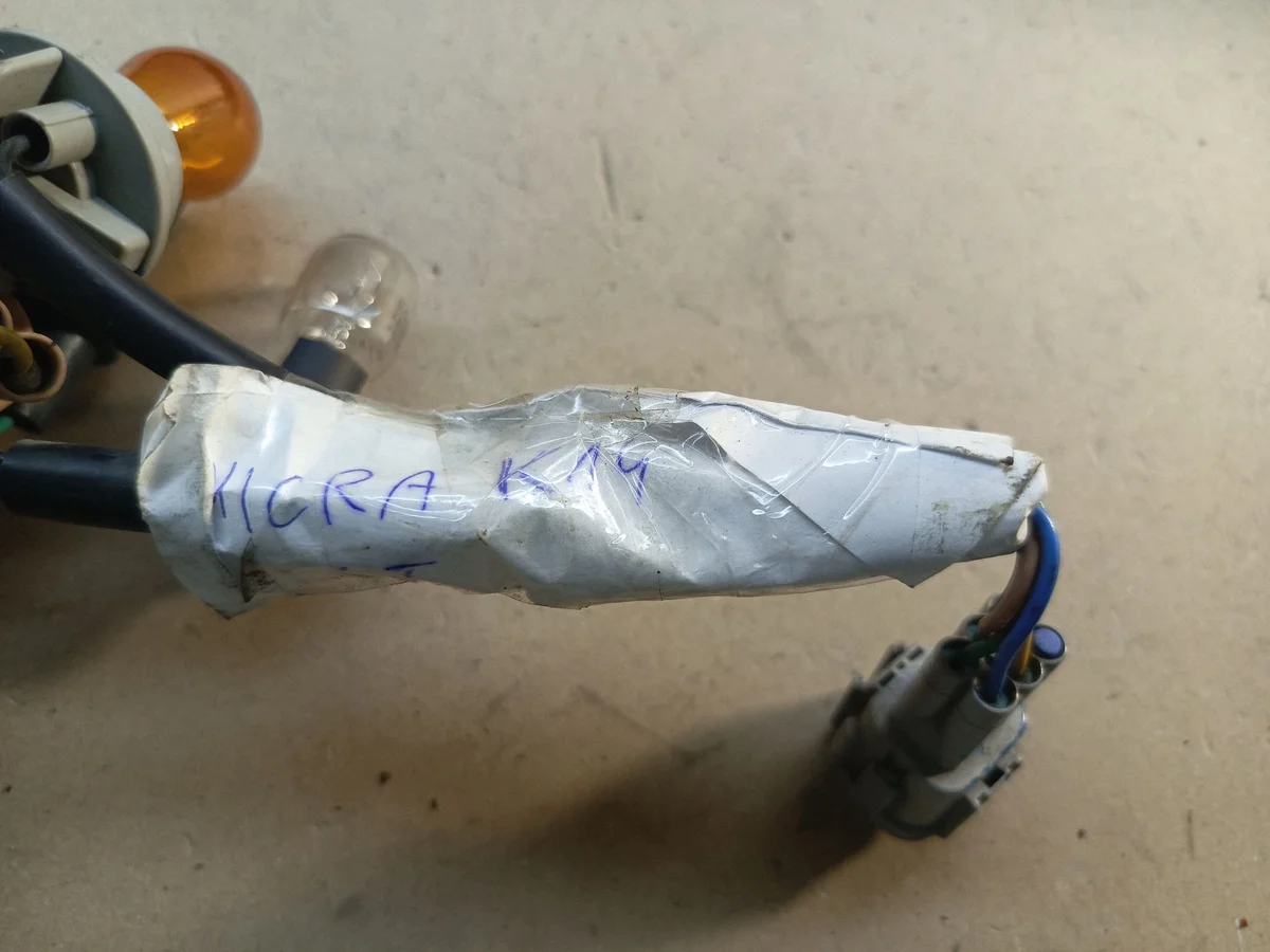 Rückleuchten-Einsatz links Nissan Micra K14 thumbnail 1