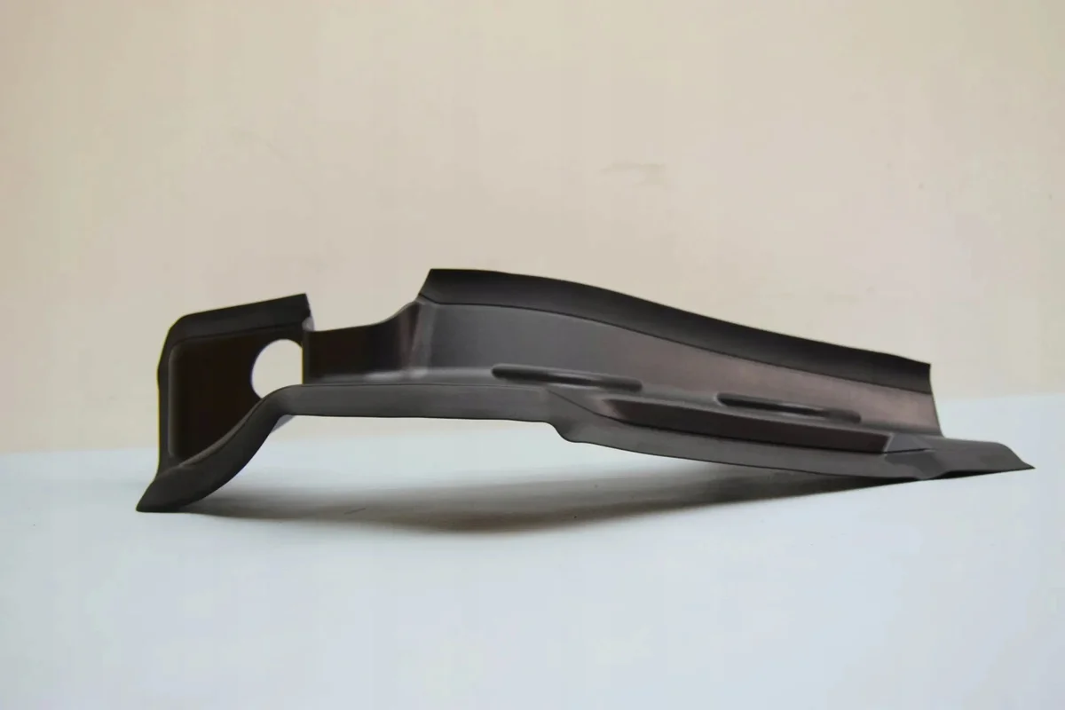 Ramka lampy tylnej BMW X5 G05 image 5