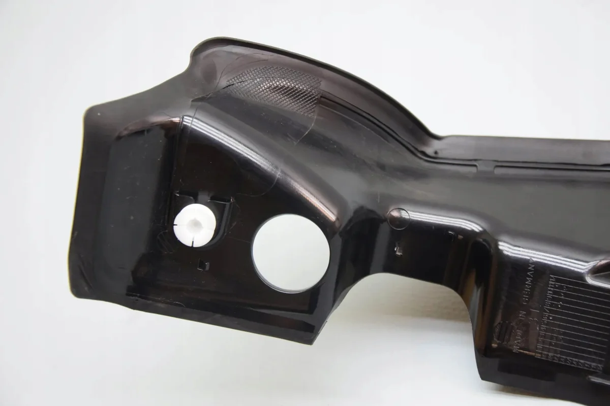 Ramka lampy tylnej BMW X5 G05 image 9