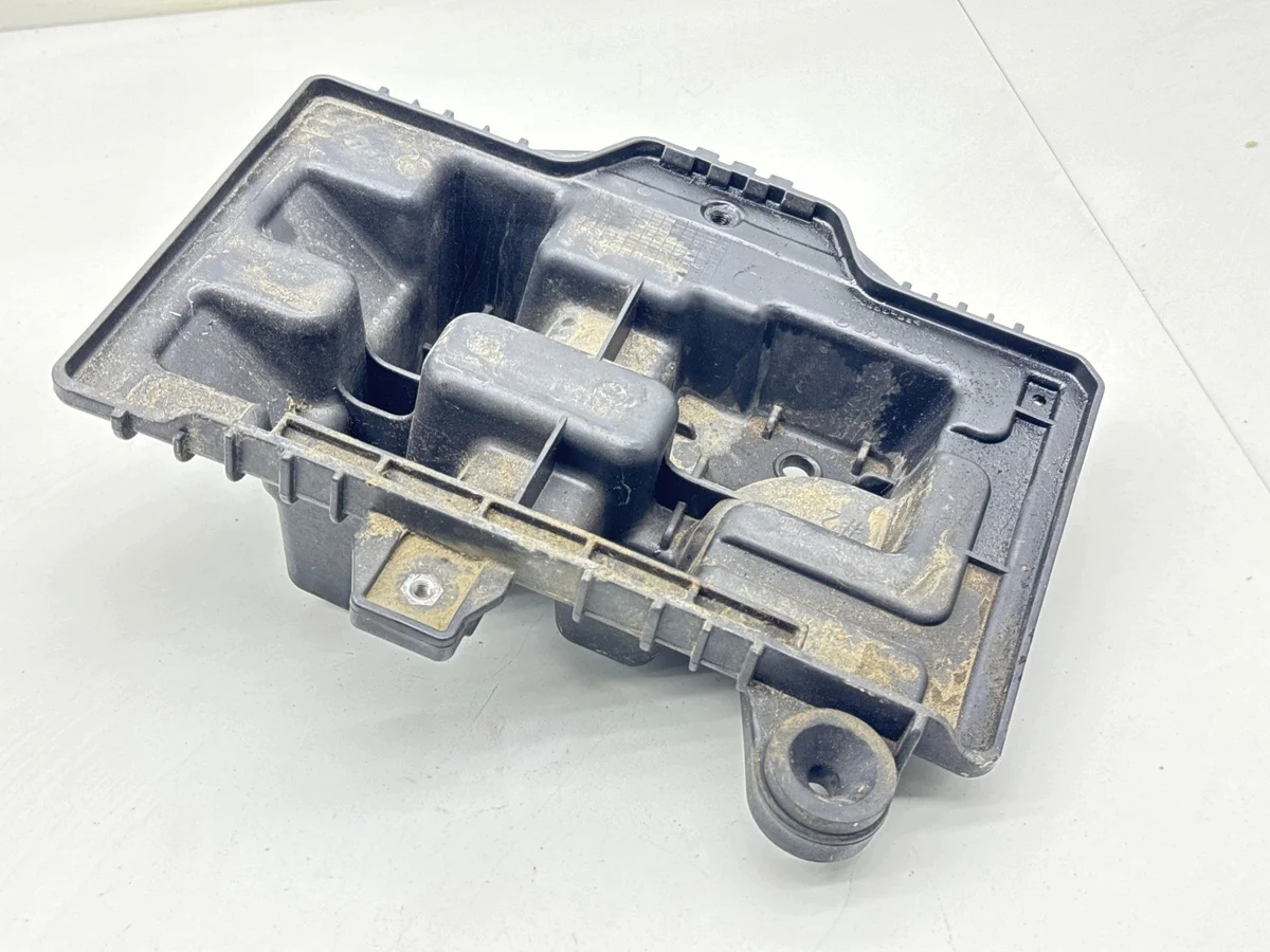 Base de batería Hyundai Tucson TL 37150-D8000 image 5