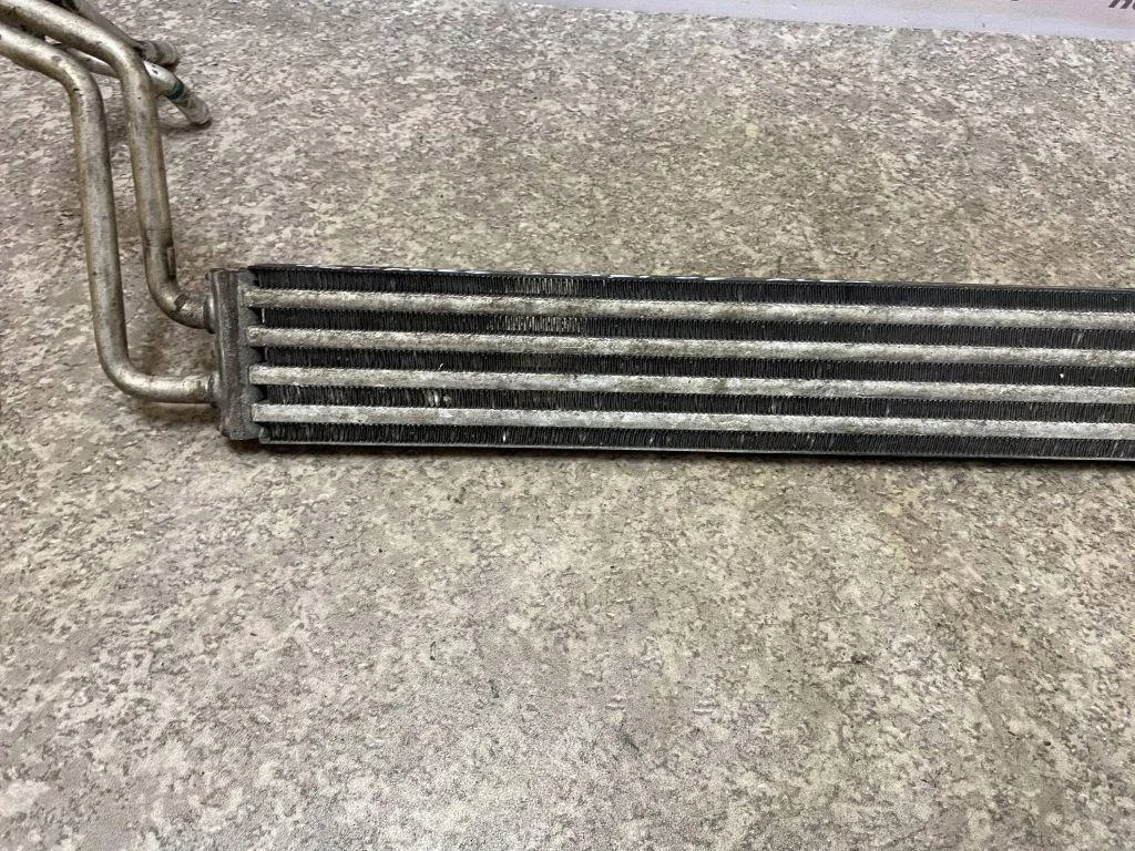 Radiatore servosterzo VW Touareg 7L8422885A image 6