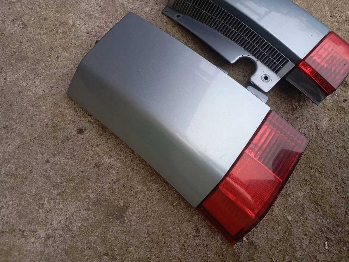 Opel Meriva A Baguette Lampe Droite Arrière thumbnail 1