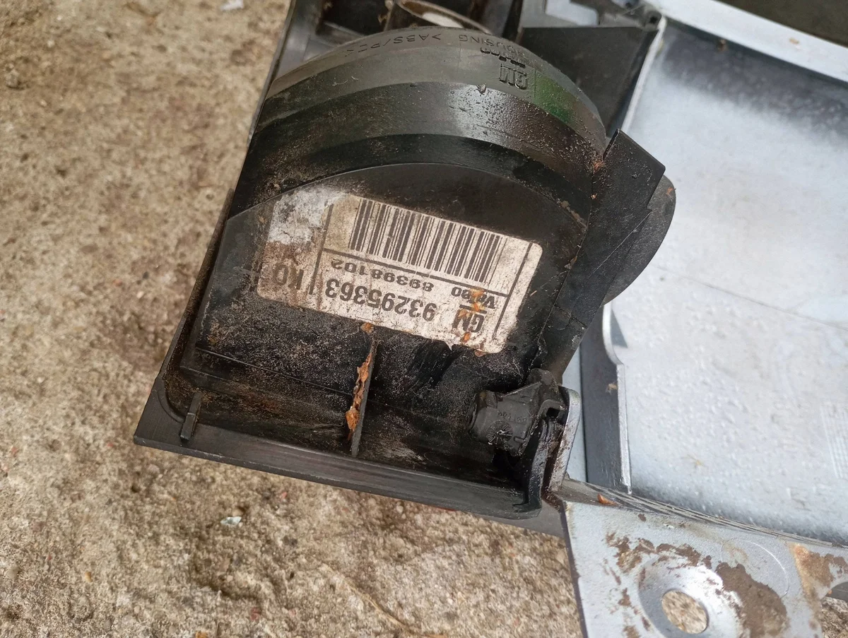 Opel Meriva A Baguette Lampe Droite Arrière thumbnail 6