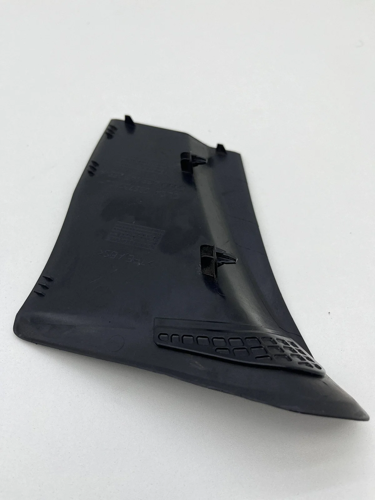 Audi A7 4G Rückleuchtenabdeckung links hinten image 3