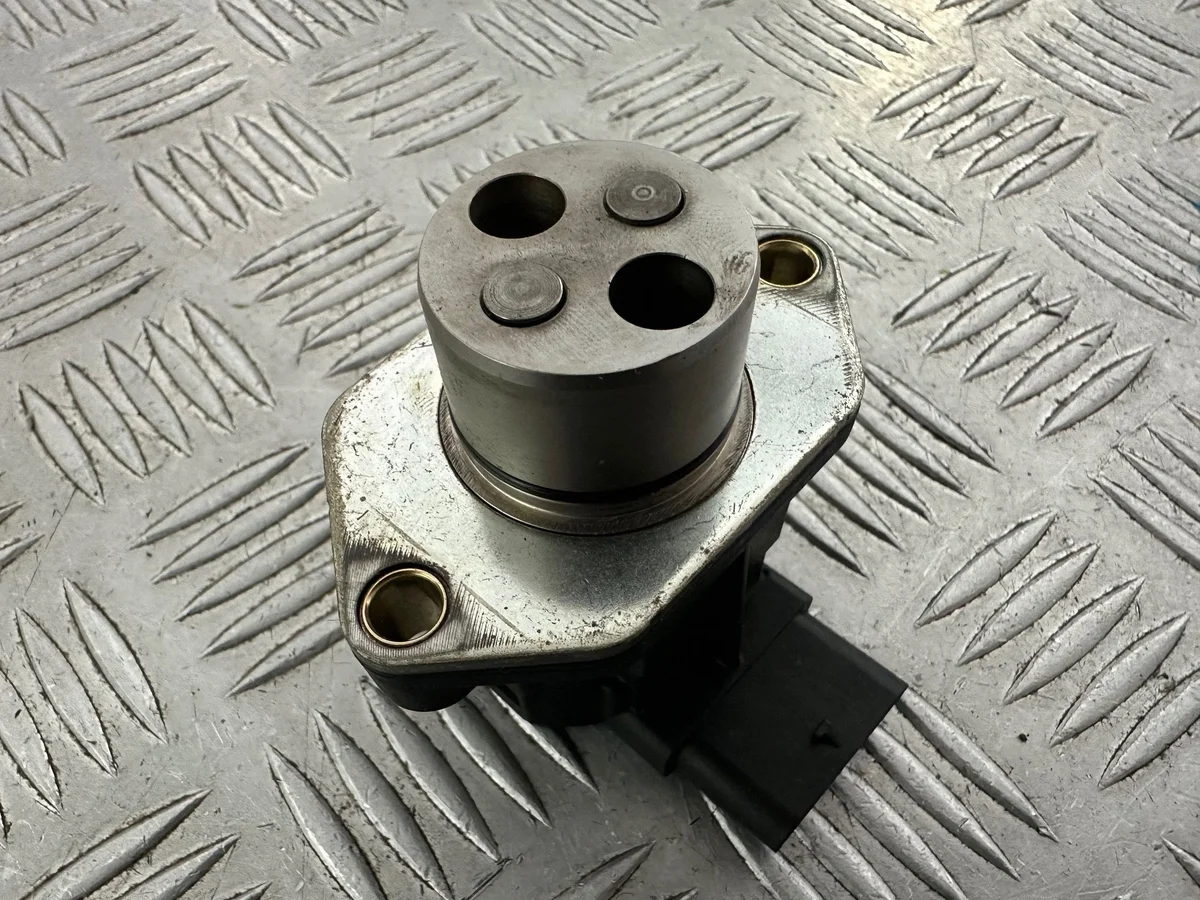 Sähkömagneettiventtiili Mercedes A2709820503