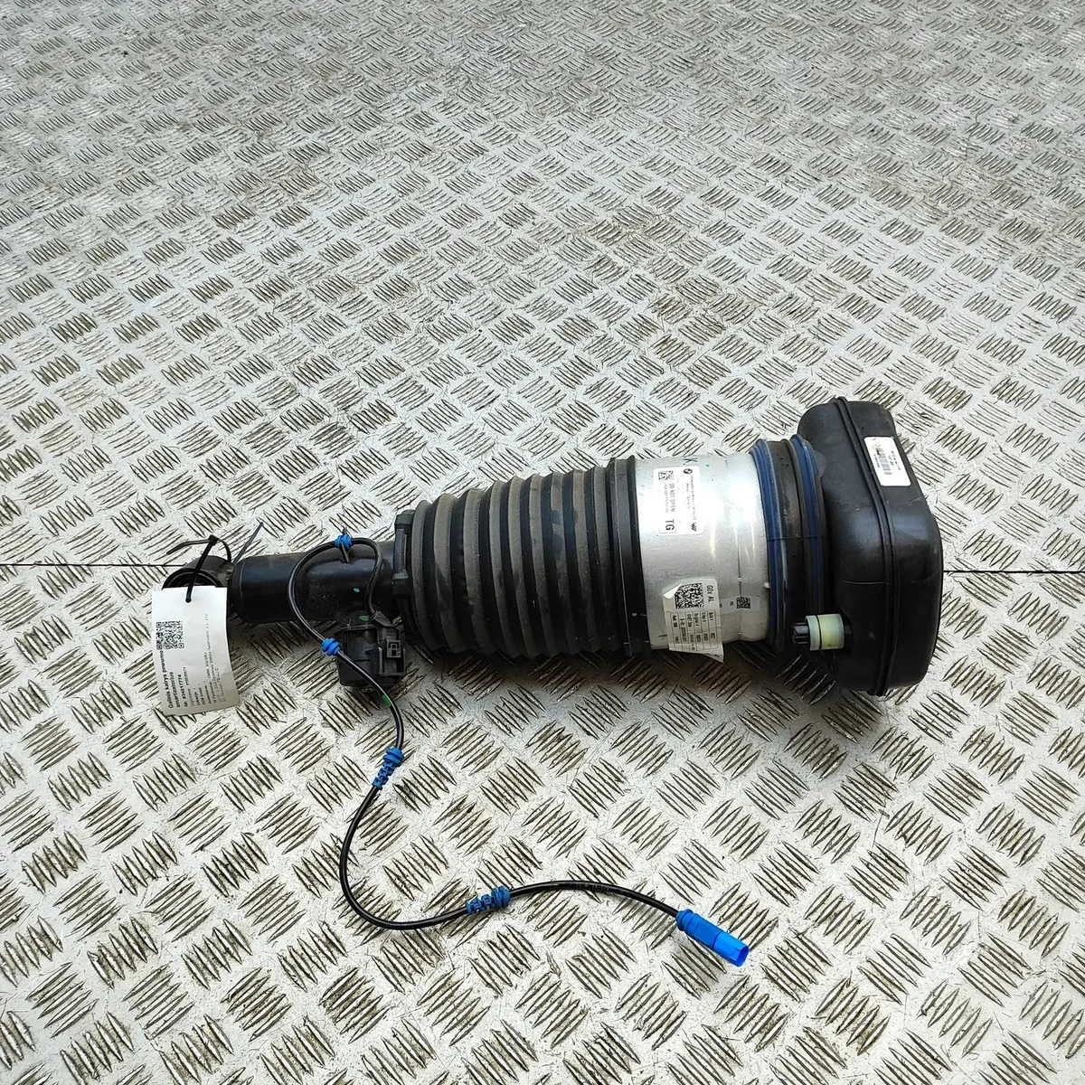 Luftfederbein hinten links BMW X6 G06 (2019-) BMWX623-34217774DAL
