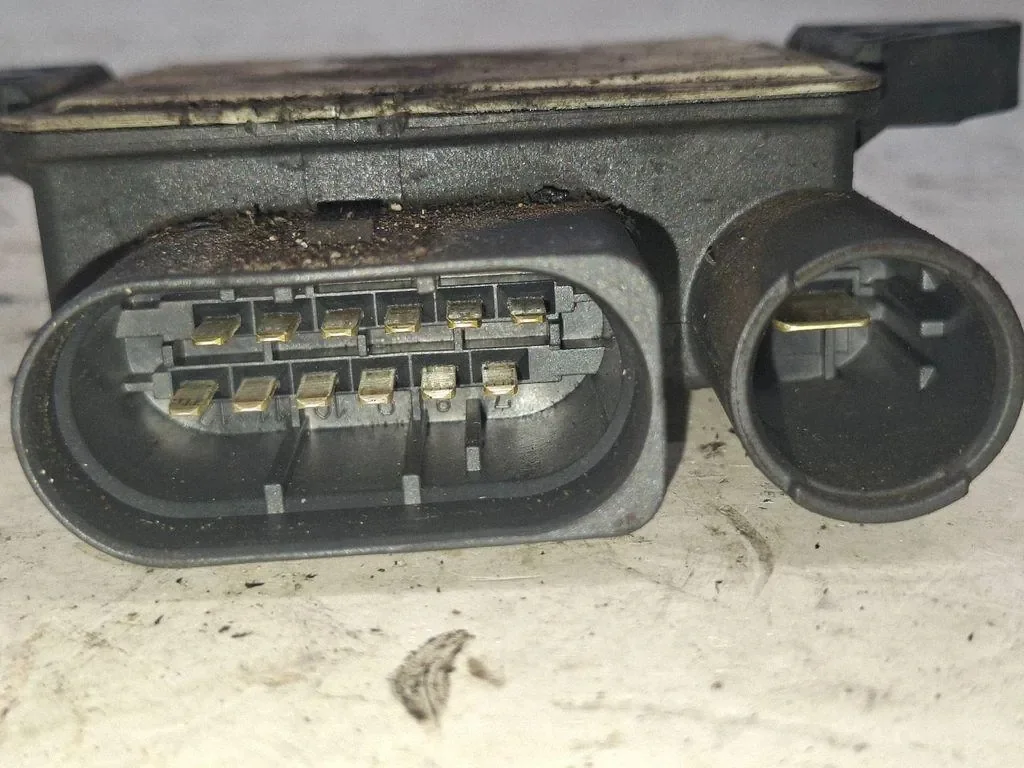 Módulo Precalentamiento Mercedes W204 A6429005801 image 3