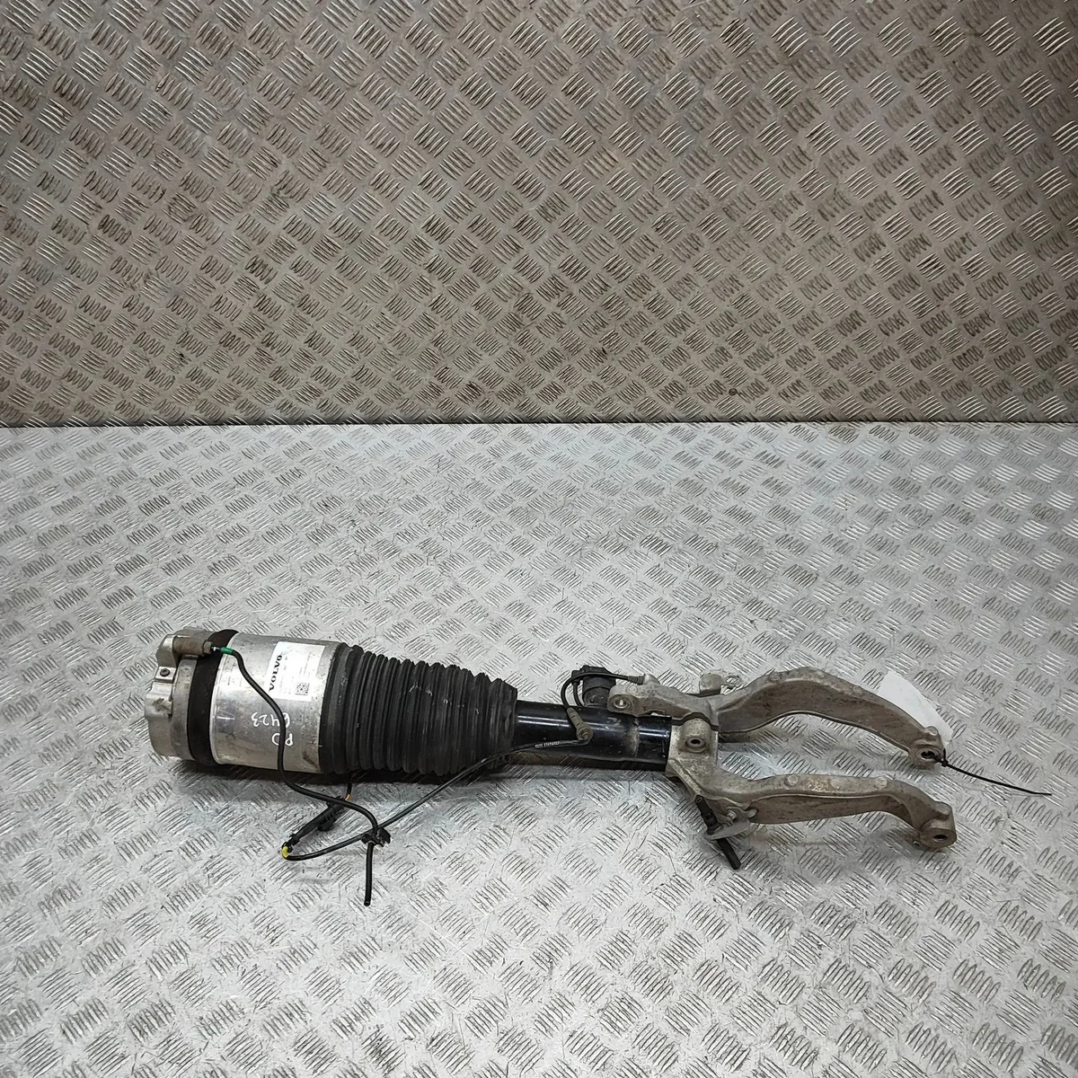 Luftfederbein vorne rechts Volvo XC90 II 32269549