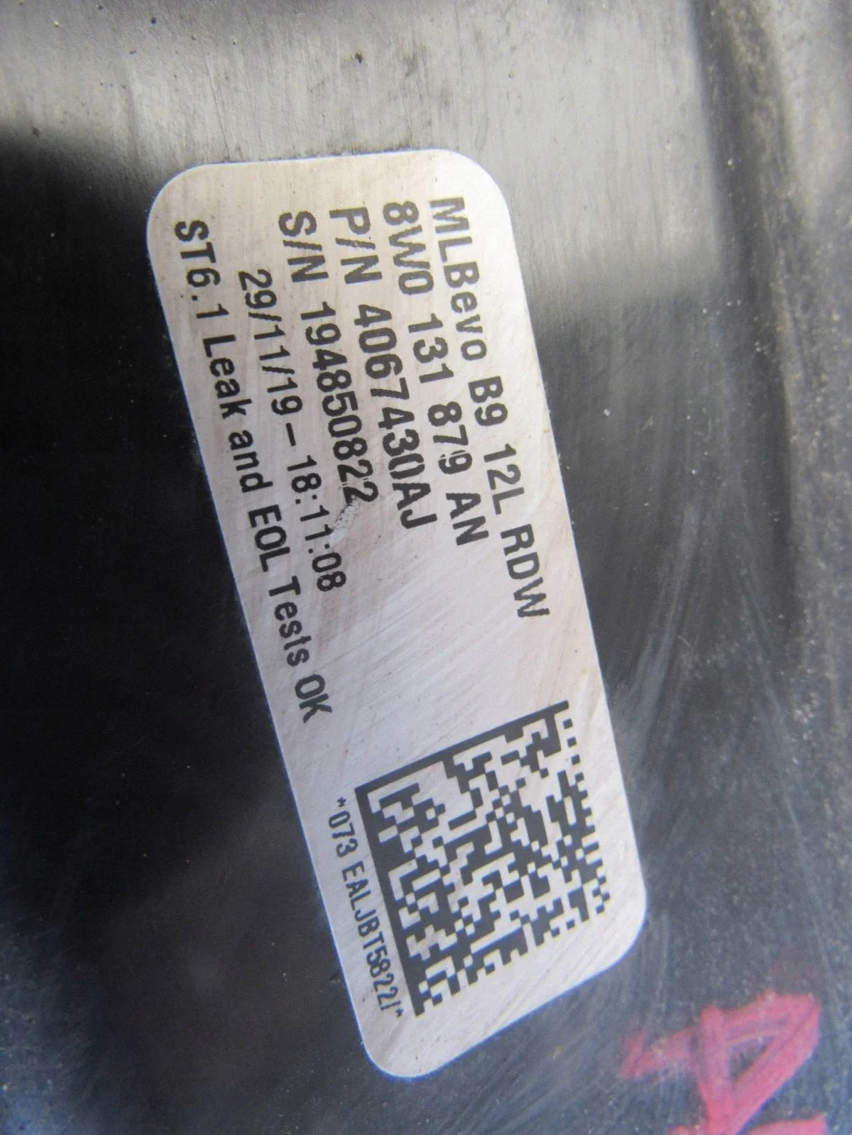 AdBlue-tank Audi A4 S4 B9 8W0131879AN image 5