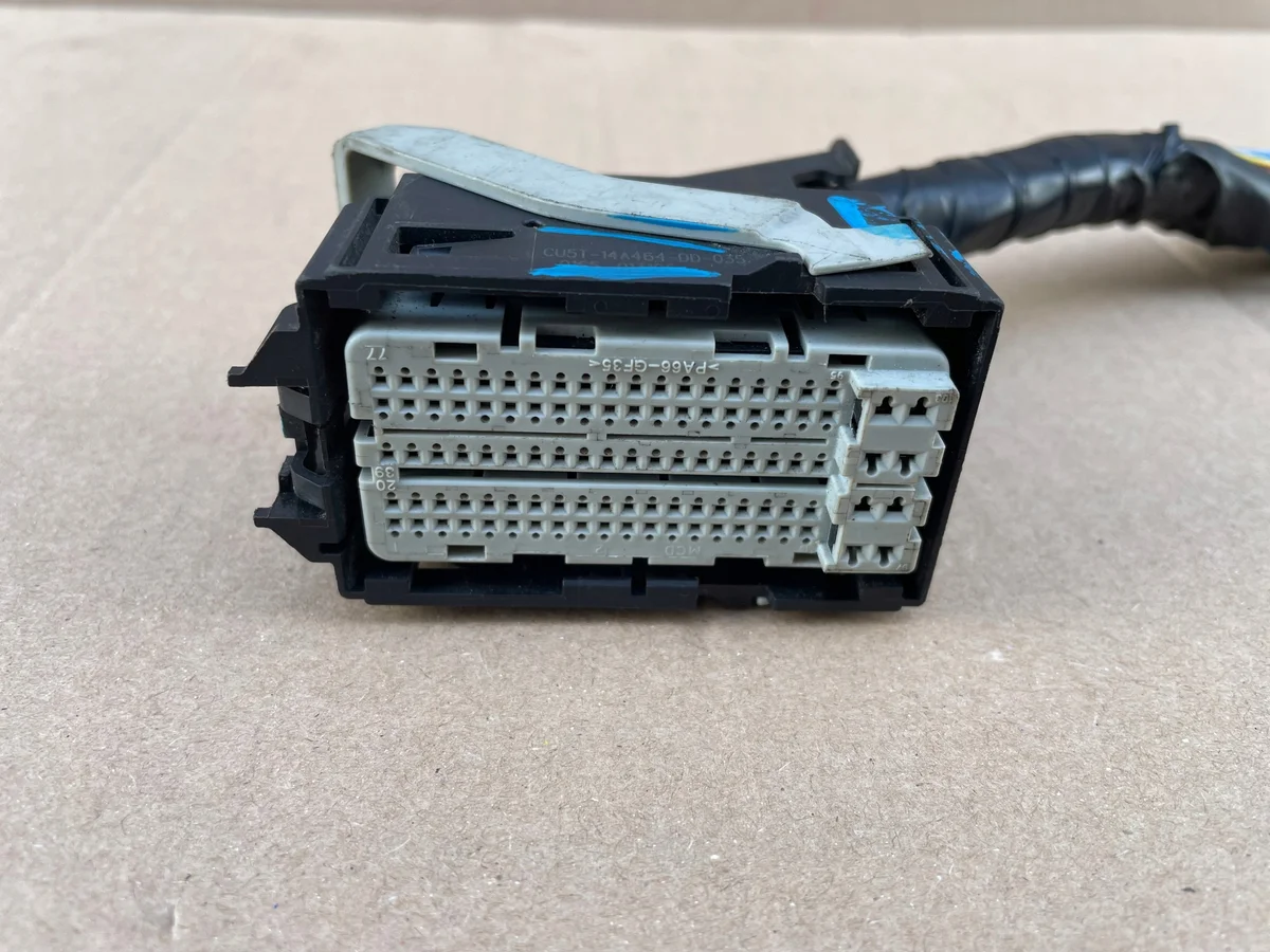 Ford Focus MK3 1.0 EcoBoost Computer Plug image 7