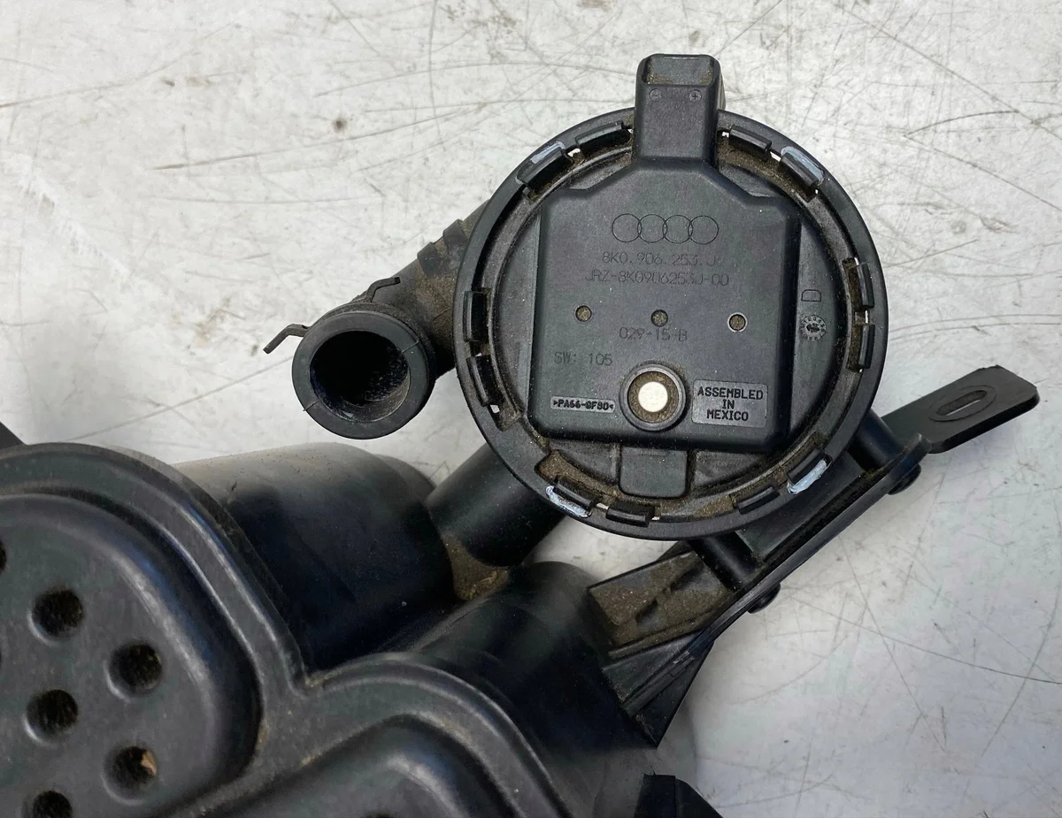Audi A6 C7 4G 2011 Aktivkohlefilter image 3