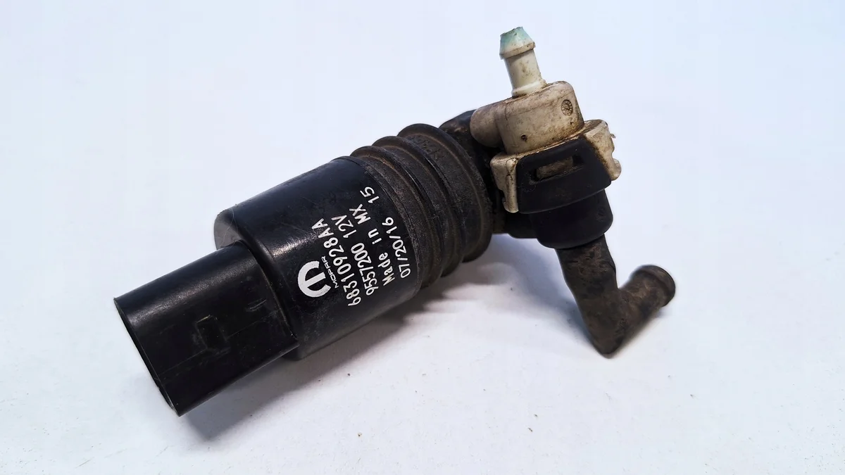 Bomba de pulverización Jeep Voyager Pacifica 68310928AA image 5