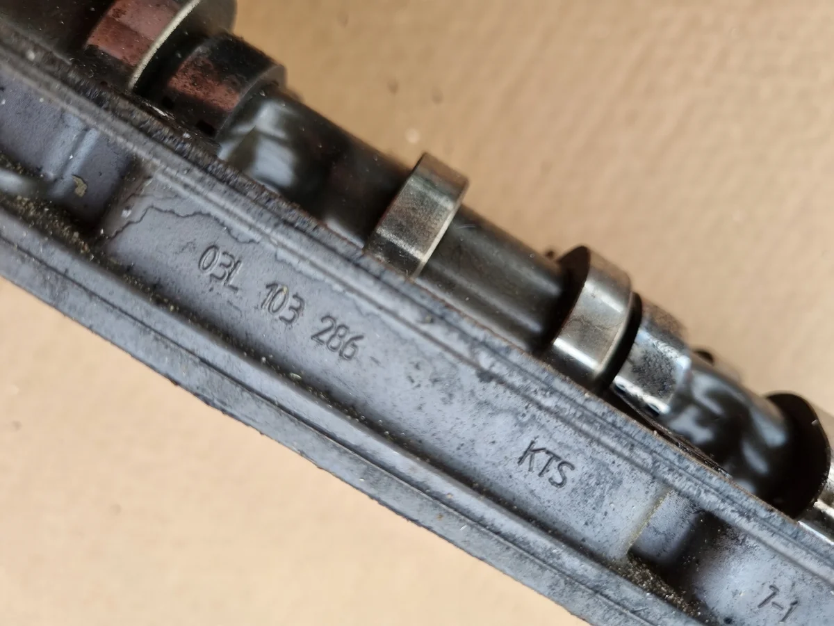 VW Passat 2.0 TDI Zylinderkopf 03L103286 thumbnail 1