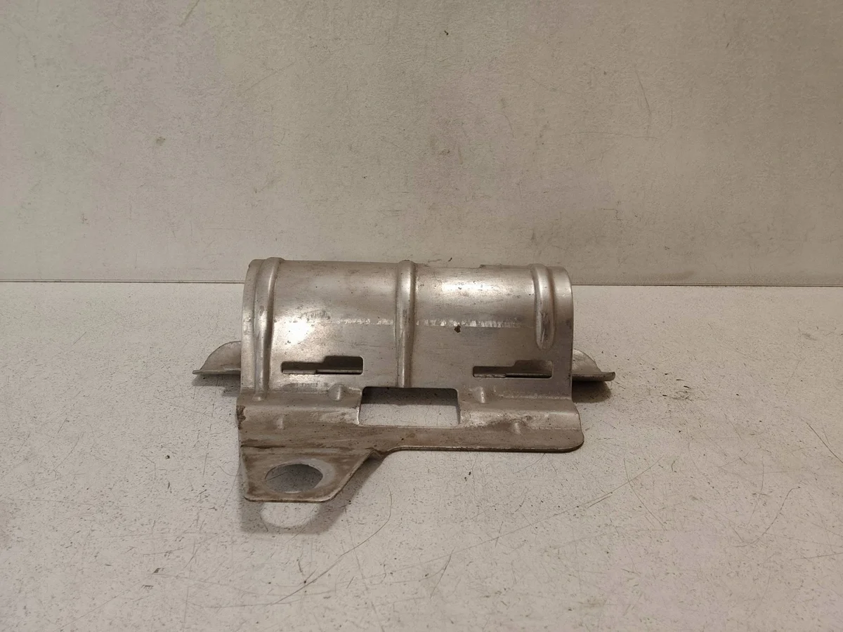 Volvo XC60 Support Filtre Carburant 322303317 image 4