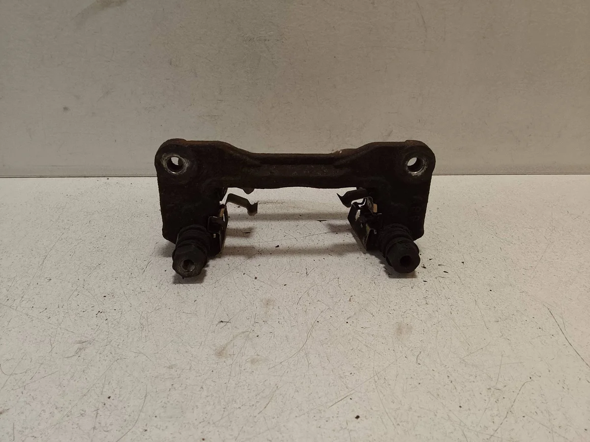 Jarraço de Pinça de Travão Traseira Subaru Legacy - VAL331104